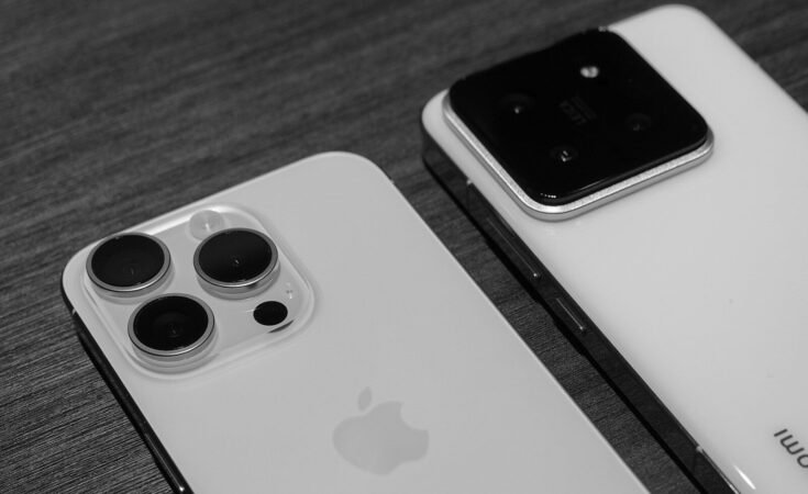 Which Is Better: iPhone or Android?